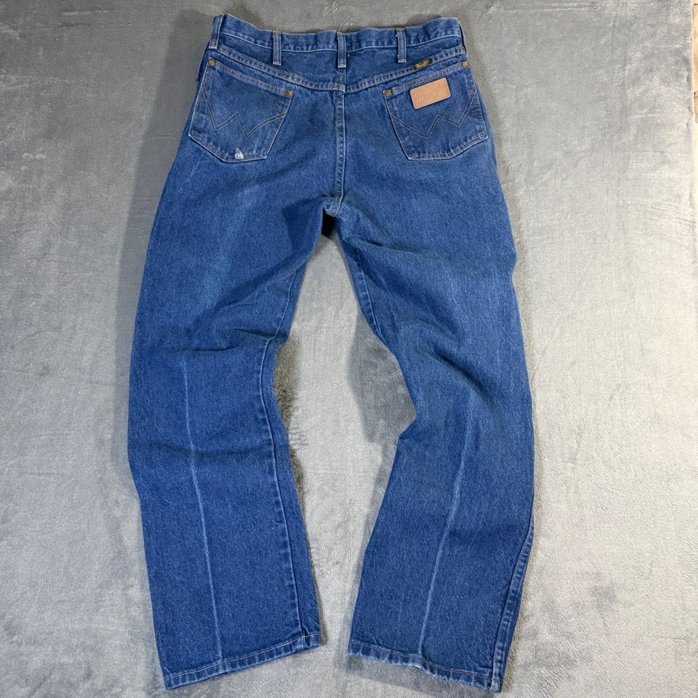 Vintage Wrangler 13MWZ Cowboy Cut Jeans Mens 36x32 Blue Made in USA Starched